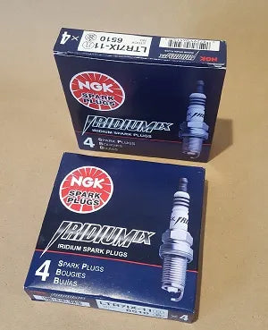 ECS C7 Kit NGK LTR7IX LT1 Spark Plug Set